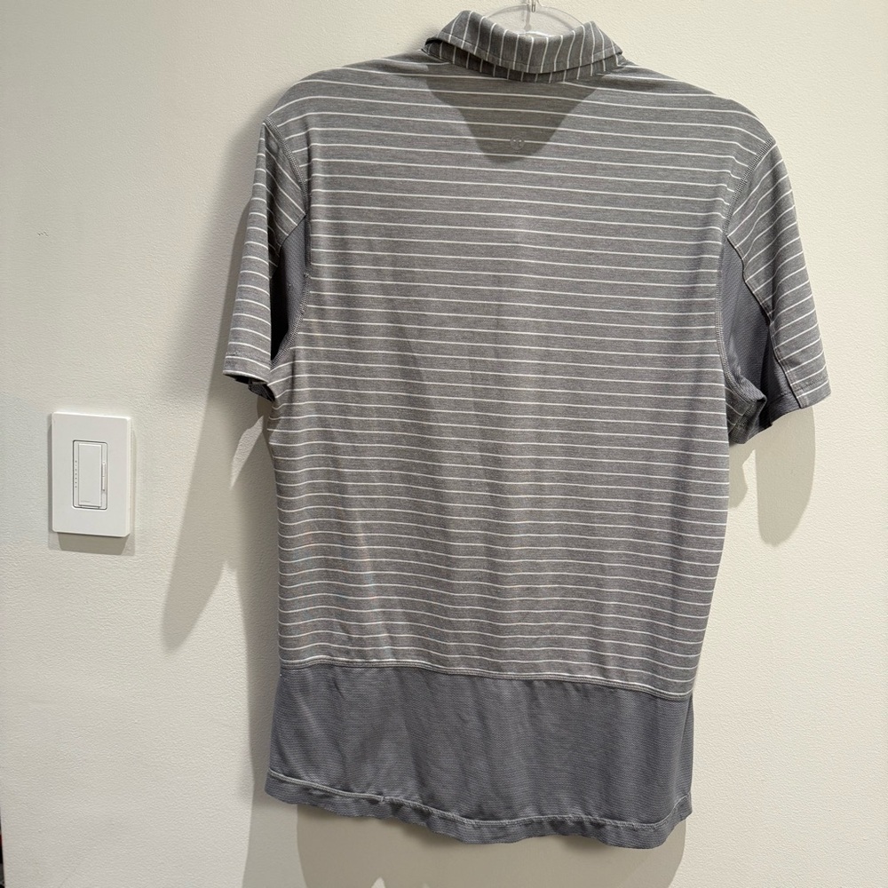 Lululemon Gray & White Striped Polo Shirt  Size Small Men’s - Picture 4 of 11